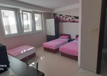 Pop Markov Guest house *